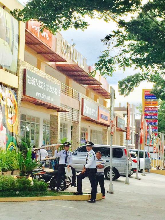 Aaa Condominium Tagaytay City Eksteriør billede